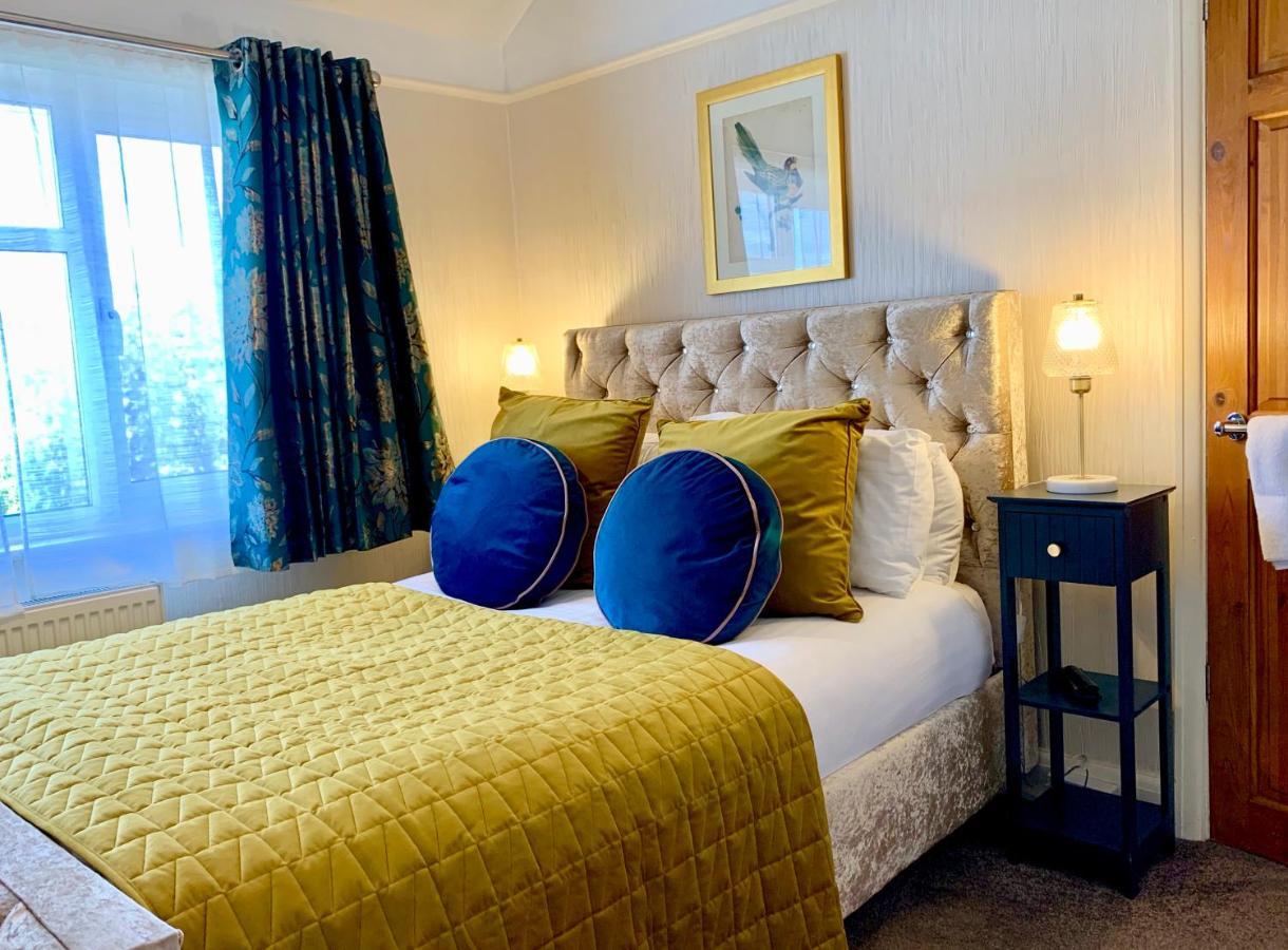 Sw Bed & Breakfast Swindon Luaran gambar