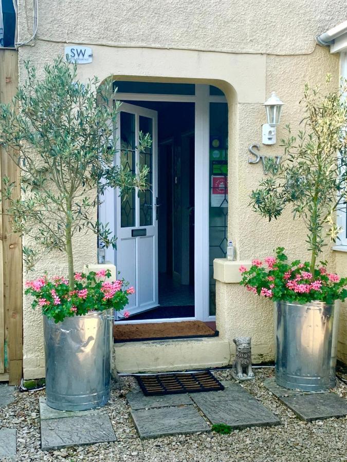 Sw Bed & Breakfast Swindon Luaran gambar