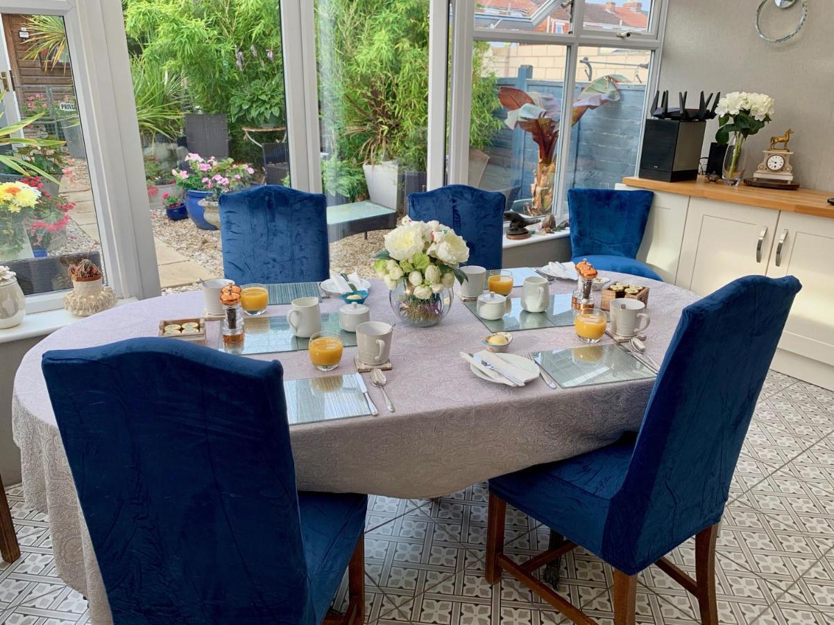 Sw Bed & Breakfast Swindon Luaran gambar