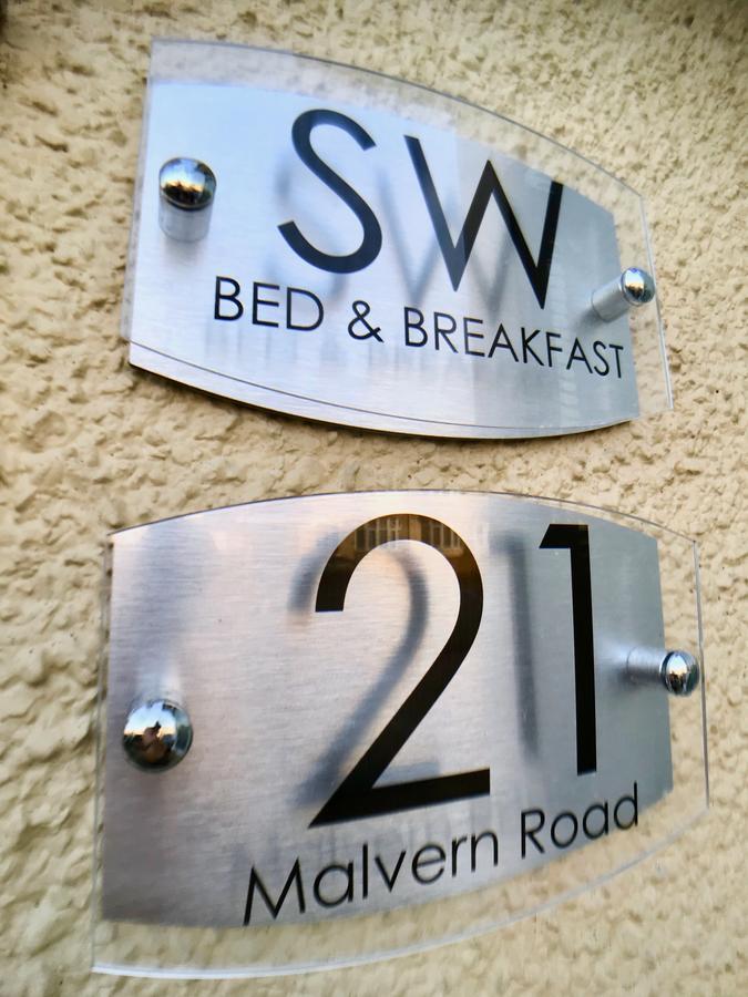 Sw Bed & Breakfast Swindon Luaran gambar