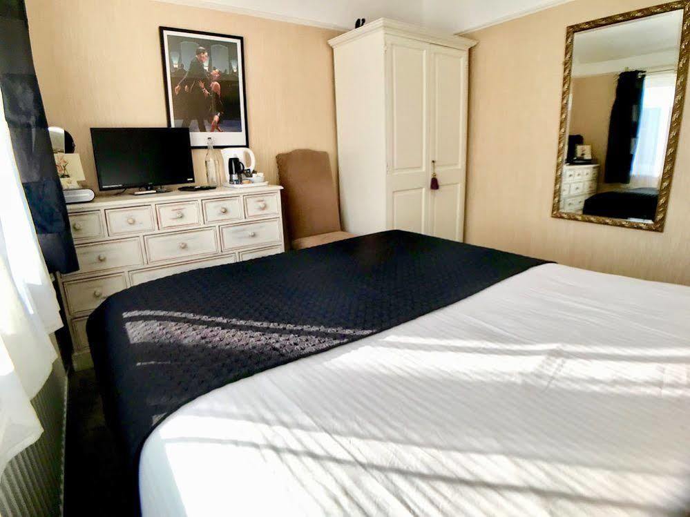 Sw Bed & Breakfast Swindon Luaran gambar